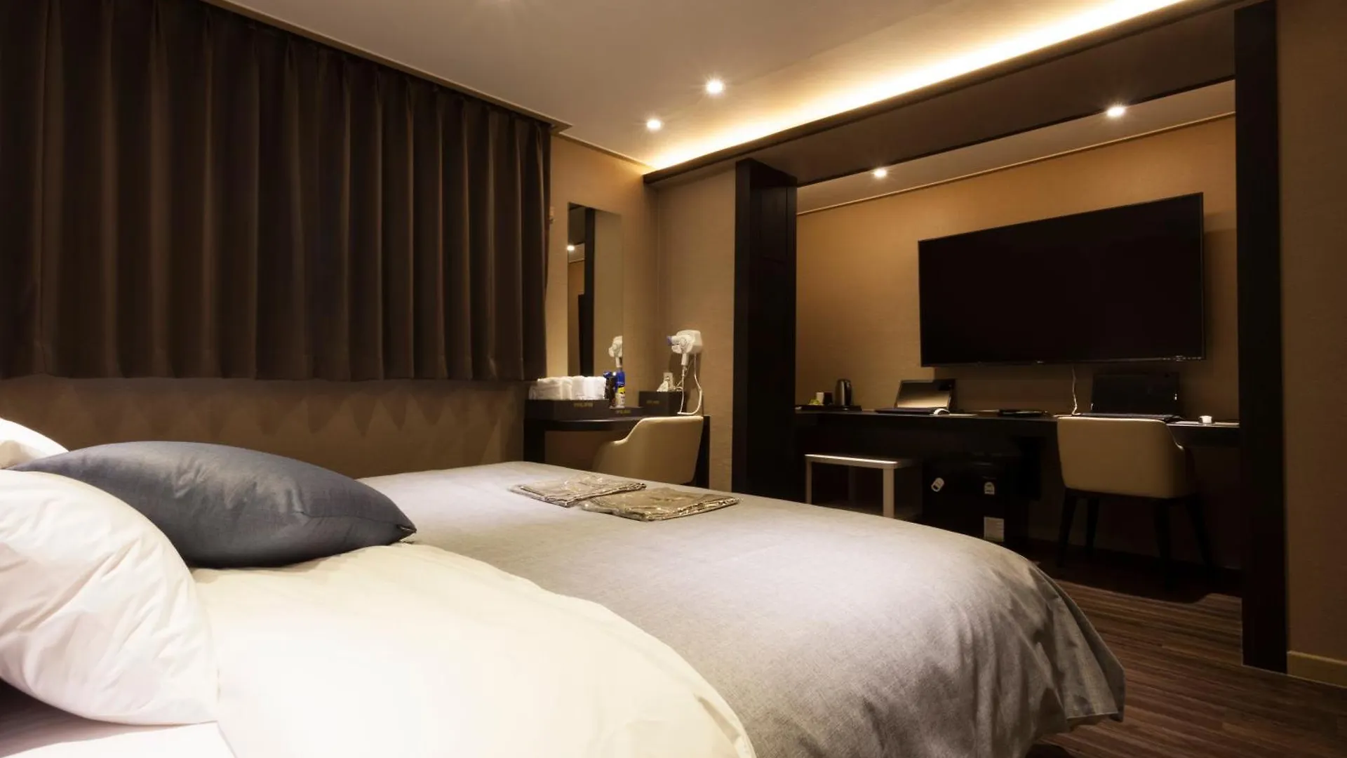 Incheon Seven Hotel South Korea