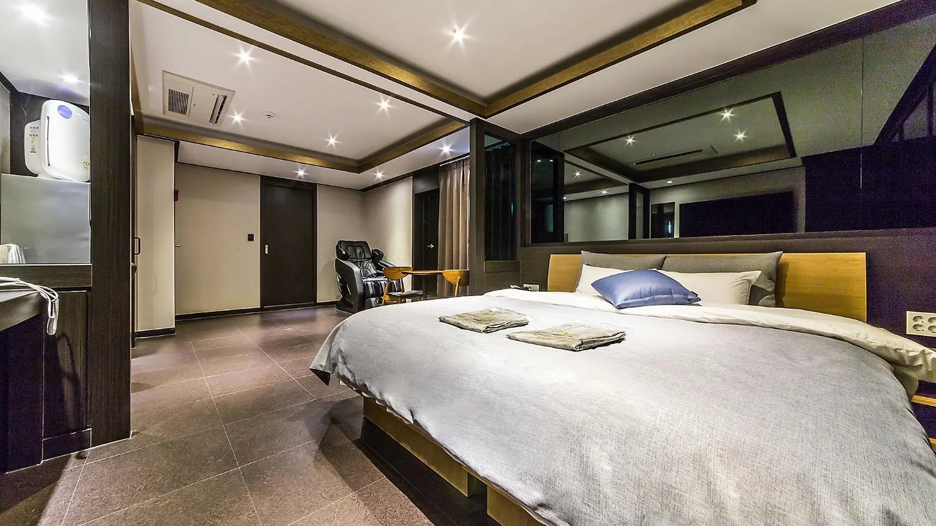 Incheon Seven Hotel 0*,  South Korea